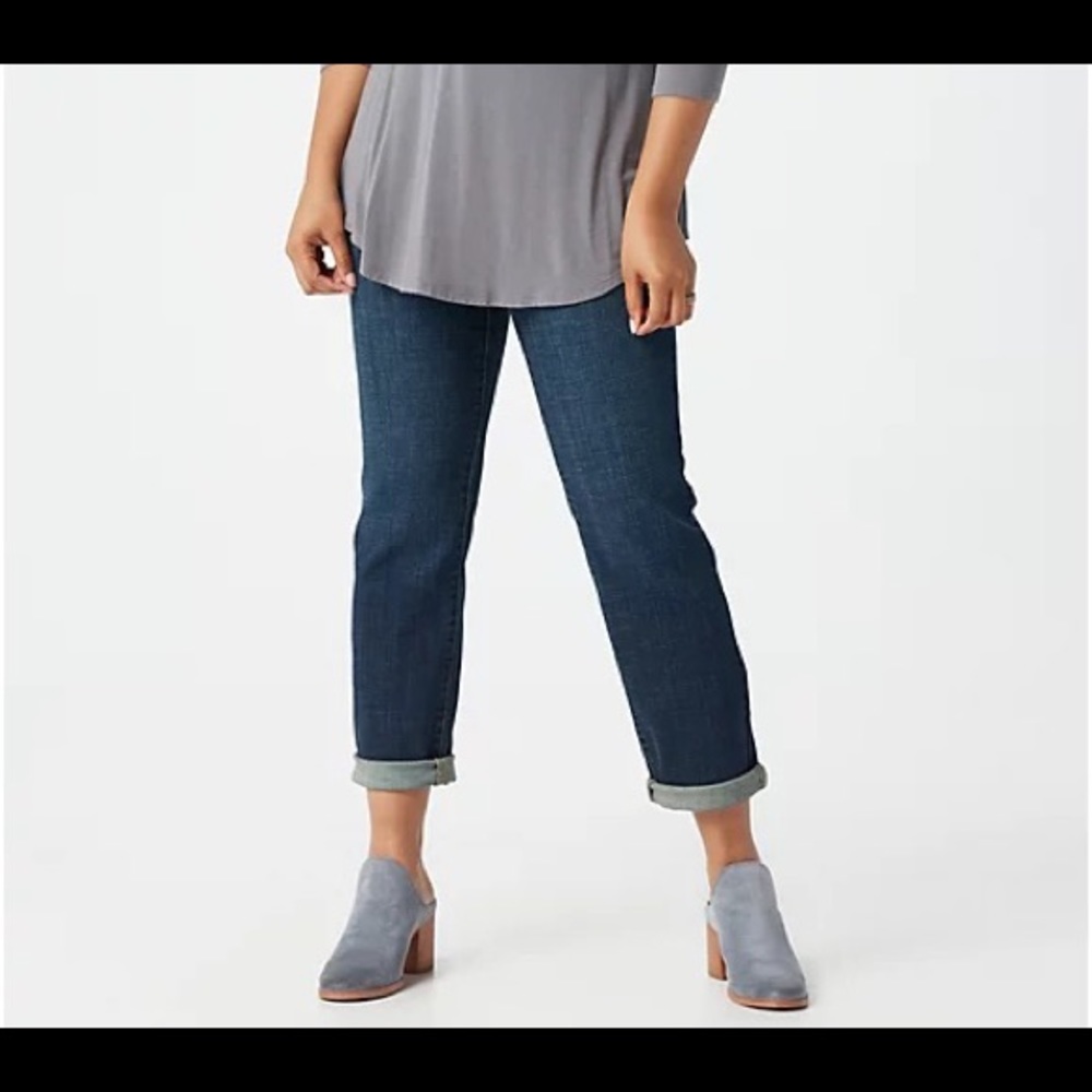 LOGO by Lori Goldstein Girlfriend High Rise 5 Pocket Ankle Jeans, Size 8